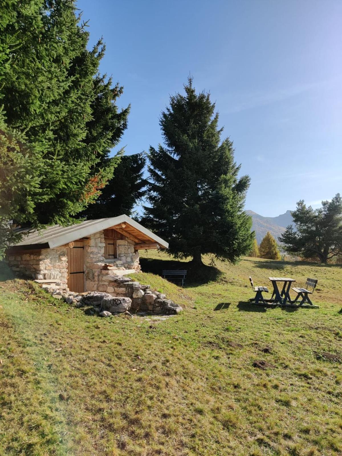 Villa Zoe - Suite Con Sauna Margone  Esterno foto