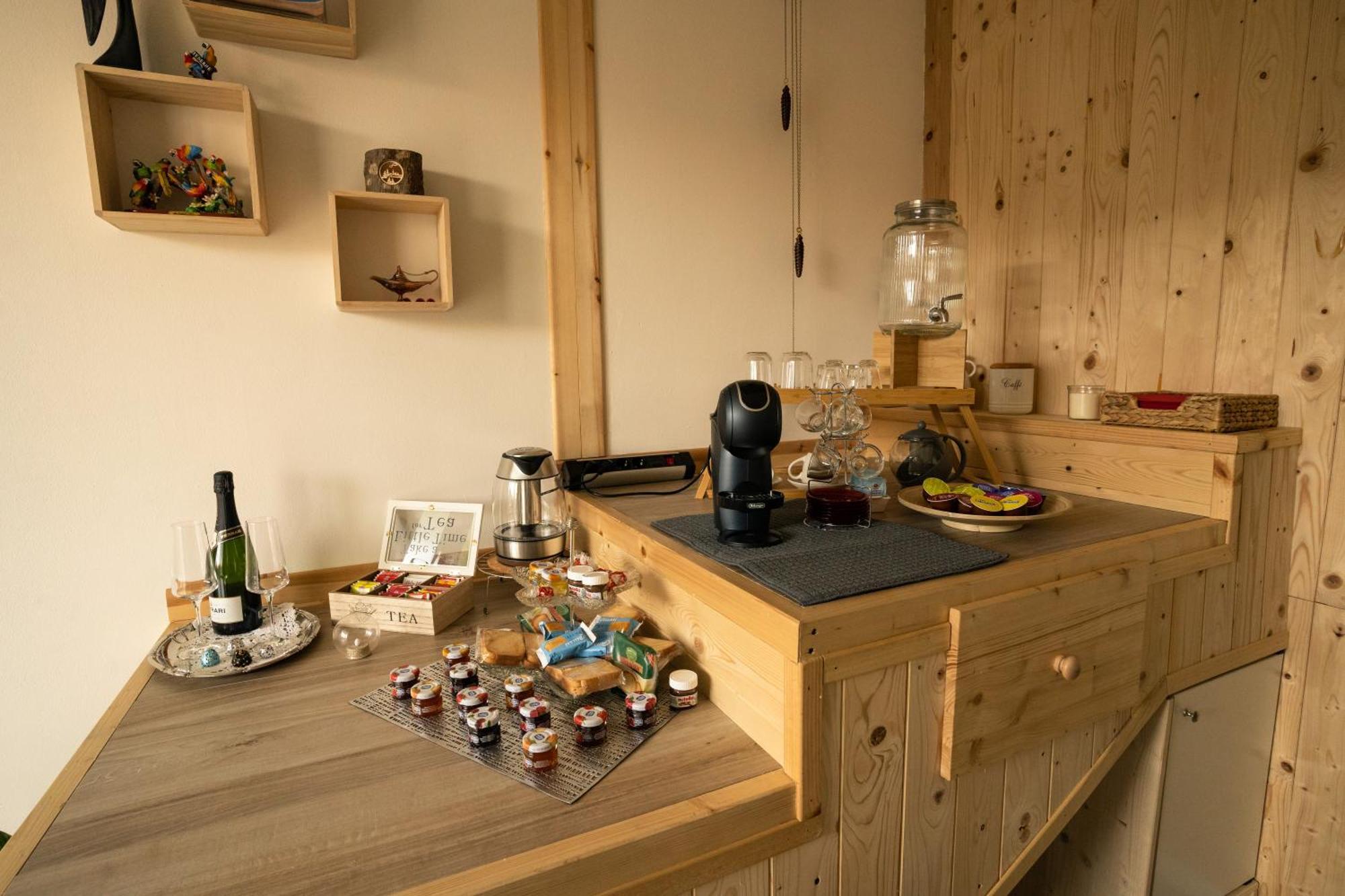 Villa Zoe - Suite Con Sauna Margone  Esterno foto